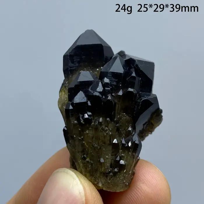 Cristal de thé noir naturel en forme de grappe d'ananas, spécimen minéral, pierre de quartz de guéri