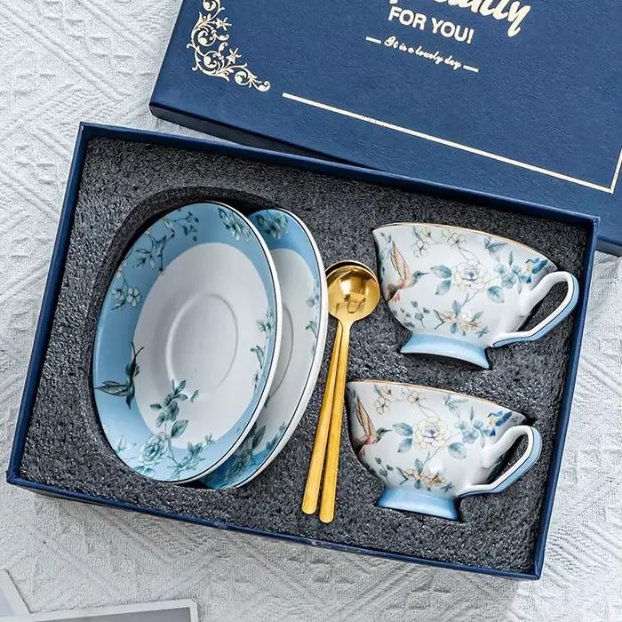 Tasse à café légère haut de gamme, service à thé de luxe exquis, pendaison de crémaillère, boîte-cad