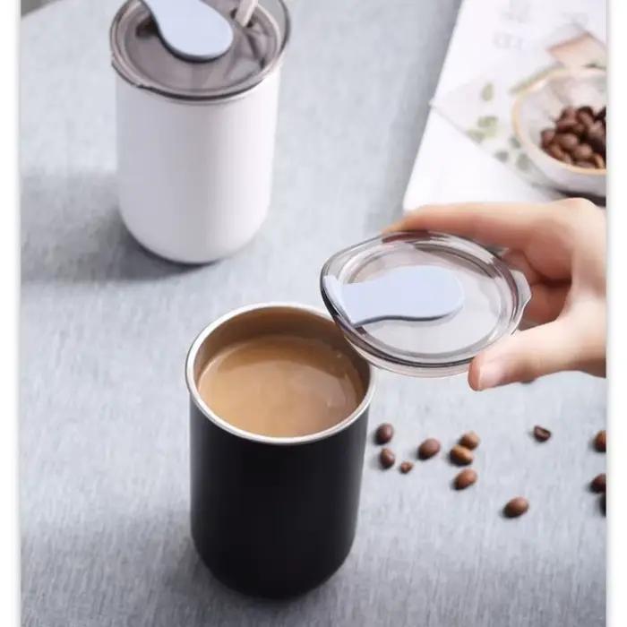 Tasse à café en acier inoxydable avec couvercle
