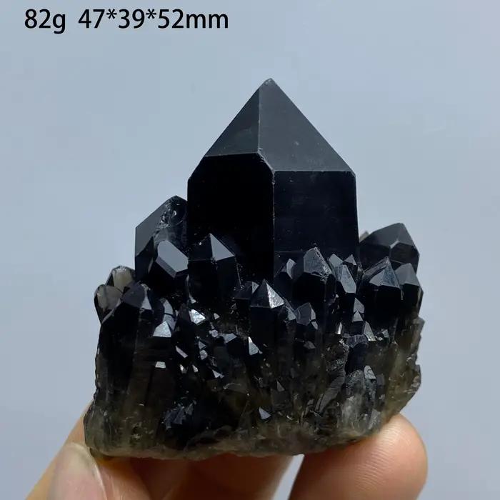 Cristal de thé noir naturel en forme de grappe d'ananas