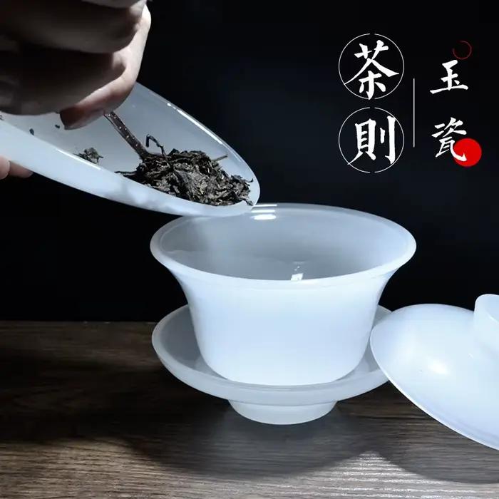 Cuillère à thé en porcelaine de style chinois