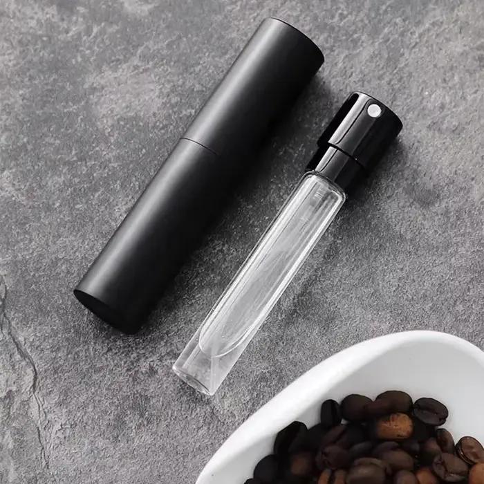 Tasse doseuse de grains de café en bois avec ensemble de flacons pulvérisateurs