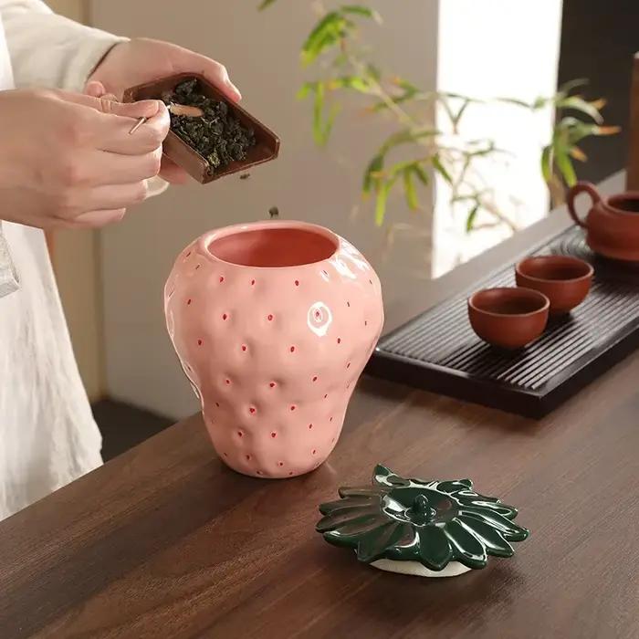 Caddie à thé moderne en céramique à fraises pot de décoration abstraite forme spéciale résistant à l'humidité cadeau artisanal décoration maison