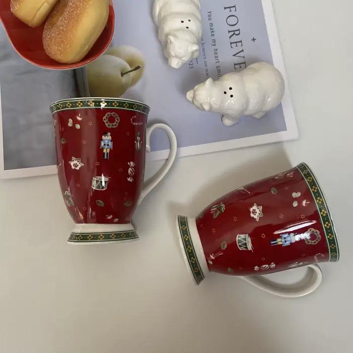 Tasse à eau haute en céramique sur le thème de Noël