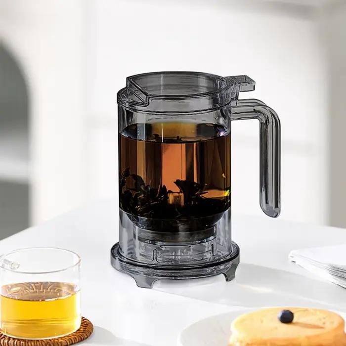 Tasse à thé avec infuseur et couvercle