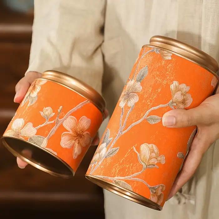 Boîte de thé vide à motif de fleurs