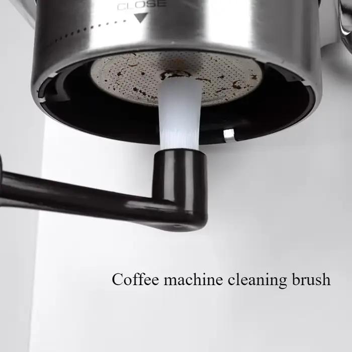 Brosse de nettoyage pour machine à expresso