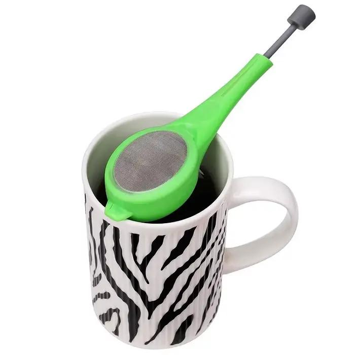 Infuseur à thé avec piston intégré pour une saveur intense et saine