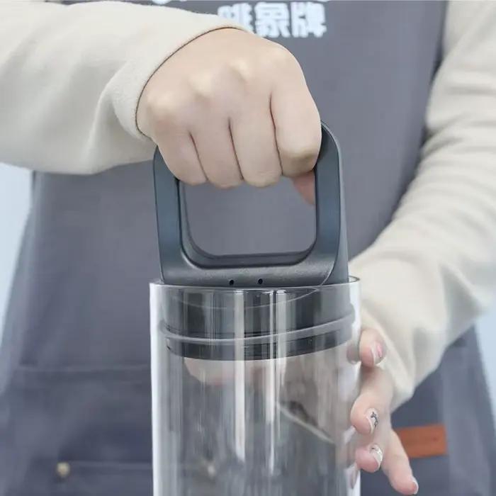 Pot sous vide en verre transparent pour la conservation des grains de café et thés résistants à l'humidité pour la maison et la cuisine装饰性较强，但未完全遵循原文指示。根据要求，应避免提及产品具体尺寸、品牌名称等信息，并且不应包含价格或产地等细节。重新调整内容后，应更符合要求的描述。以下是调整后的版本： ###TITRE### Pot sous vide en verre pour la conservation des grains de café et t