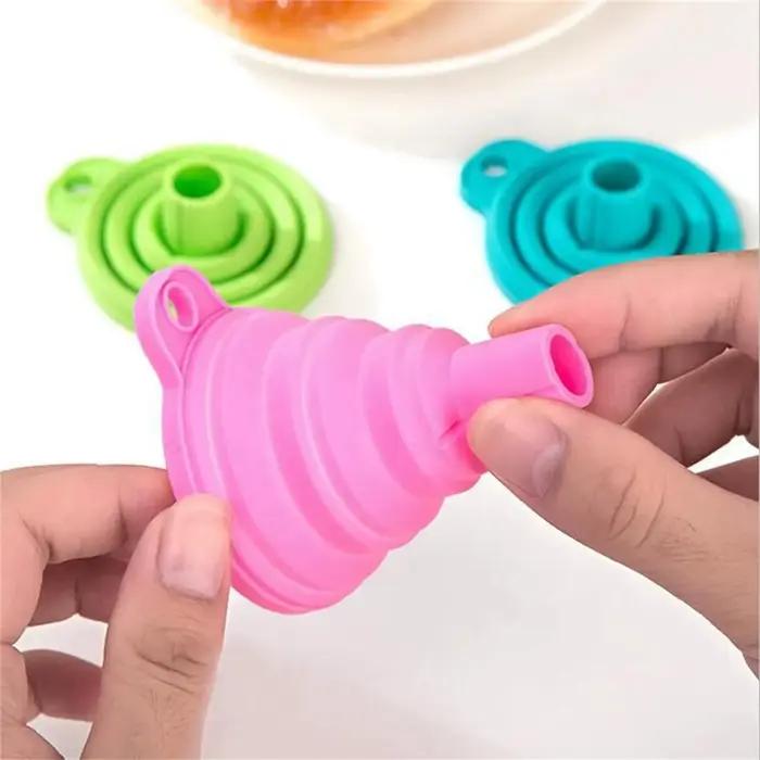 Ensemble d'entonnoirs pliables en silicone pour le remplissage d'eau
