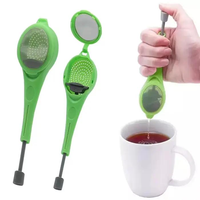 Infuseur à thé, piston intégré