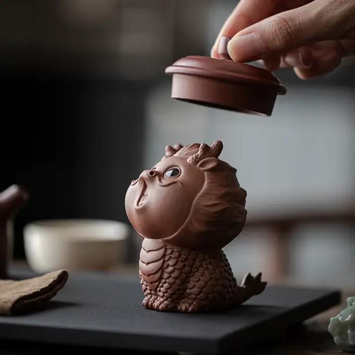 Figurine de thé en argile violette de qualité supérieure