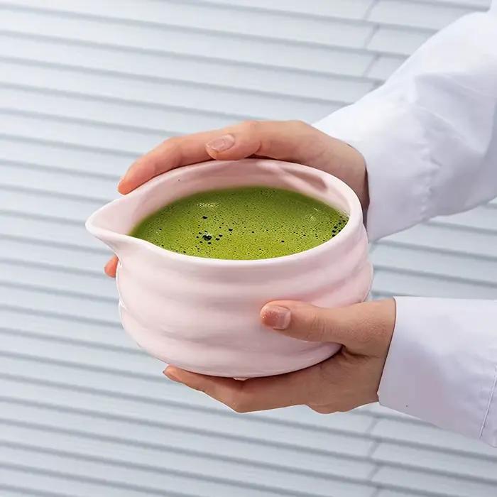 Bol Matcha traditionnel japonais en céramique