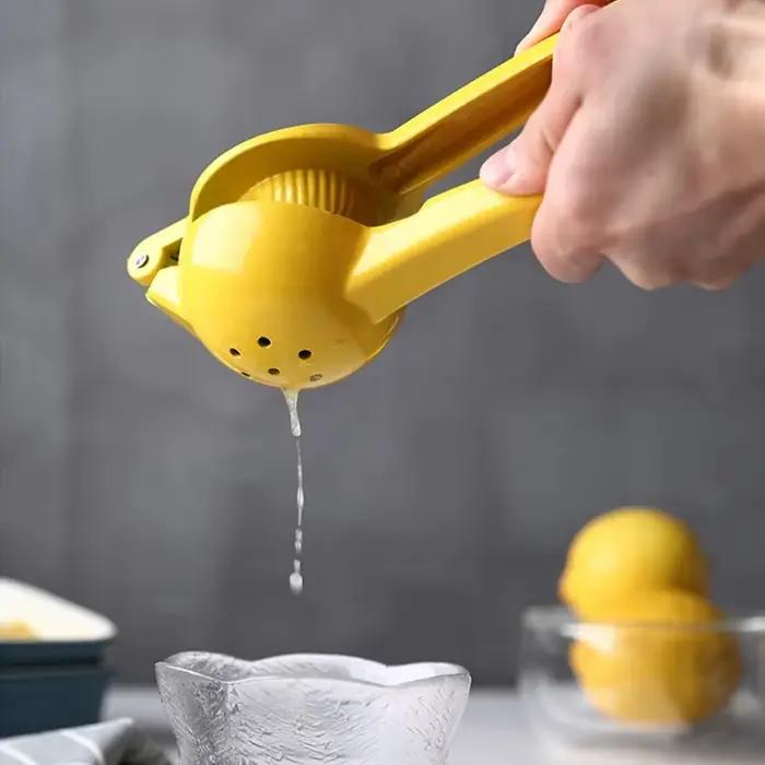 Pince à citron manuelle