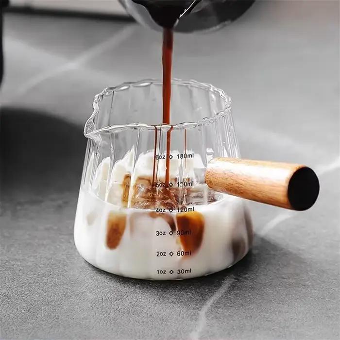 Tasse à mesurer espresso avec manche en bois verre haute qualité pour café artisanal occasions spéciales