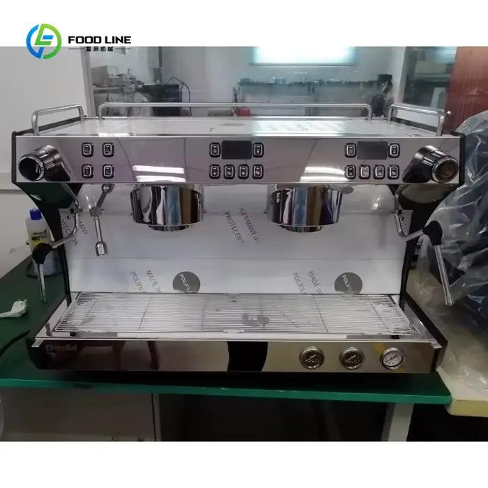Machine à expresso professionnelle semi-automatique à deux groupes
